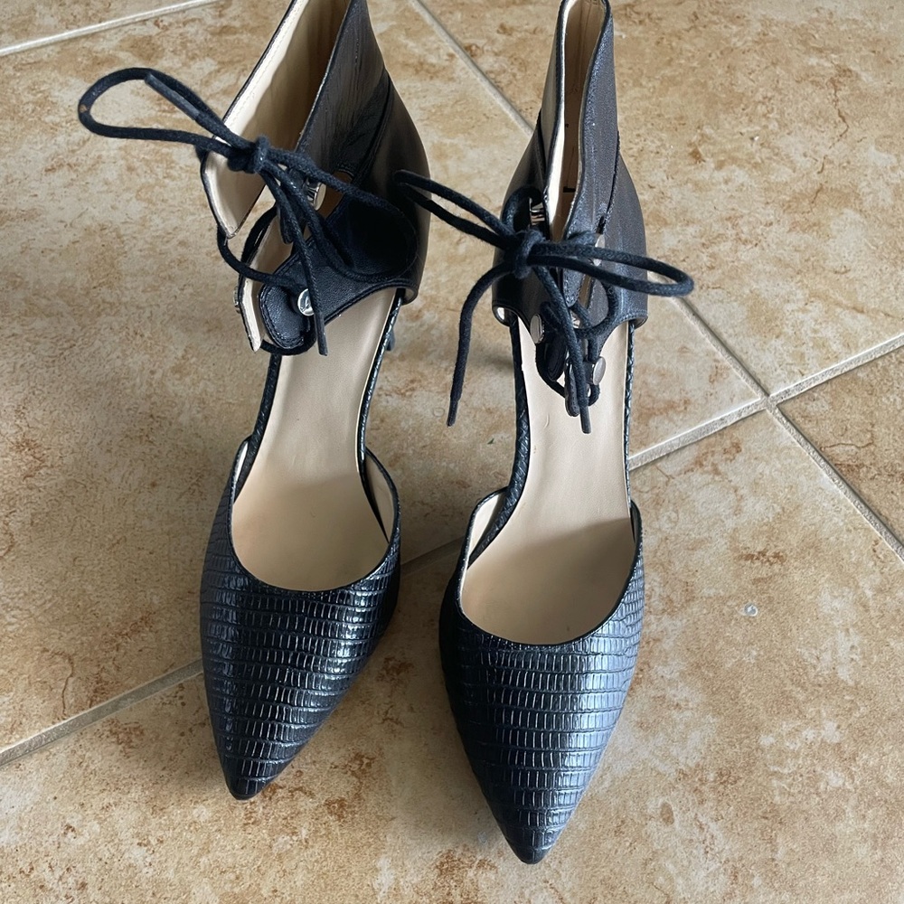Elegant Black Lace-Up Women's Shoes